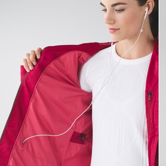 Lululemon Definitely Raining Jacket - cranberry - Picture 8 of 8